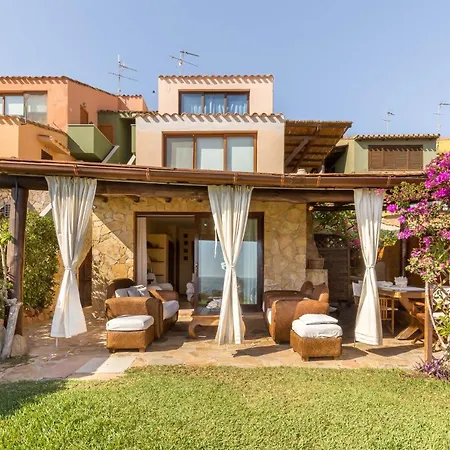 Σπίτι διακοπών Luna Bay Retreat Con Vista Sulla Baia Di Porto Luna A 2 Km Da Villasimius