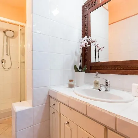 Luna Bay Retreat Con Vista Sulla Baia Di Porto Luna A 2 Km Da Villasimius