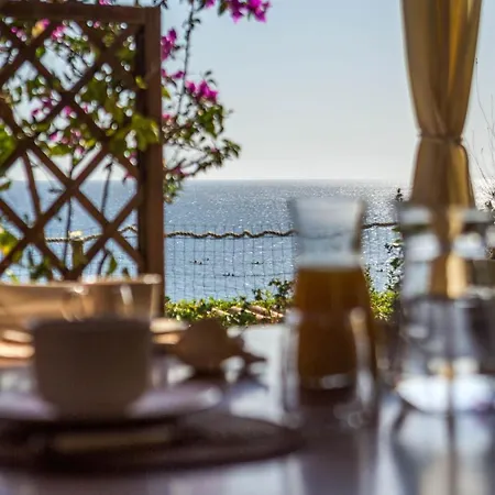 Luna Bay Retreat Con Vista Sulla Baia Di Porto Luna A 2 Km Da Σπίτι διακοπών *