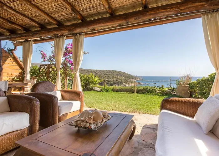 Luna Bay Retreat Con Vista Sulla Baia Di Porto Luna A 2 Km Da