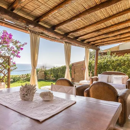 Luna Bay Retreat Con Vista Sulla Baia Di Porto Luna A 2 Km Da Villasimius