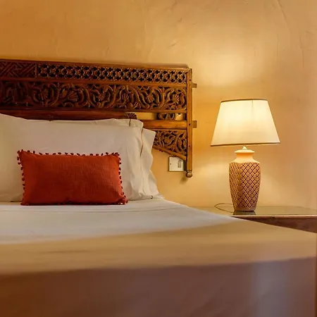 Luna Bay Retreat Con Vista Sulla Baia Di Porto Luna A 2 Km Da Hébergement de vacances